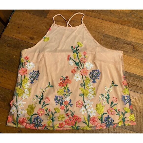 NY&CO New York company Large NWT Sleeveless Halter Neck Embroidered Tank floral - Picture 3 of 9